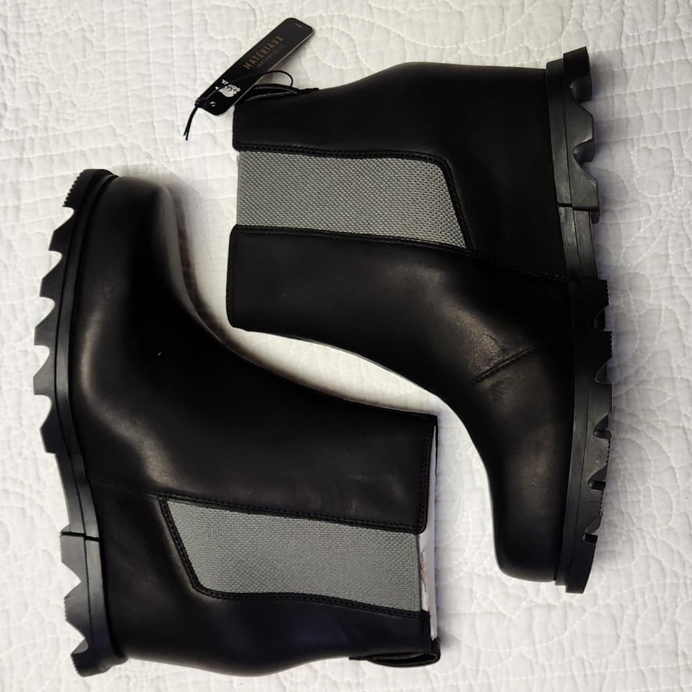 NIB - Sorel Joan of Arctic Wedge III Chelsea